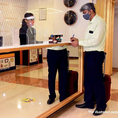 Hotel O Desire Guest House Srinagar  Bagian luar foto